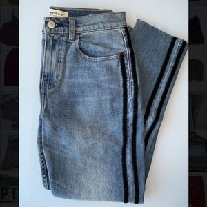Pacsun jeans with black strips on each side and an ankle cut fit on longer legs